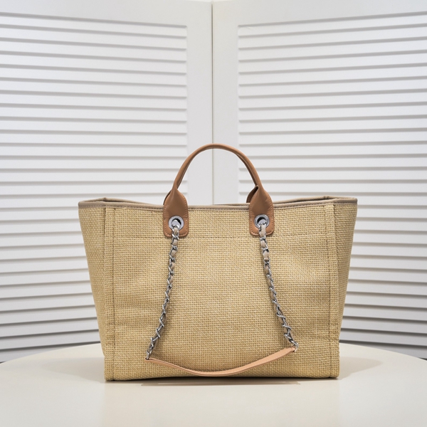 シャネルバッグ側面デザイン